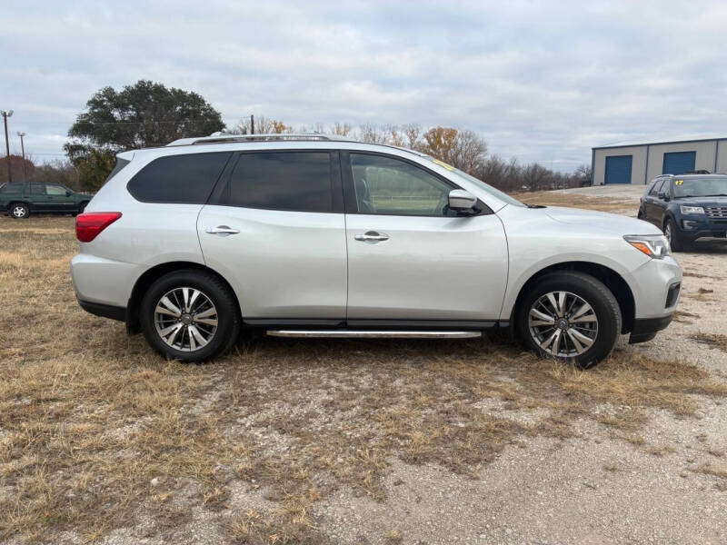 2020 Nissan Pathfinder SL