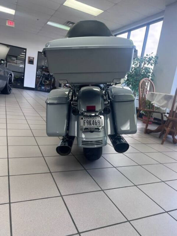 2023 Harley-Davidson Street Glide (FLHX)