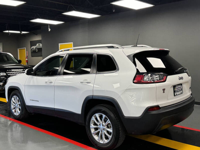 2019 Jeep Cherokee Latitude photo 4