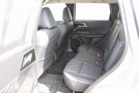 2024 Mitsubishi Outlander SEL