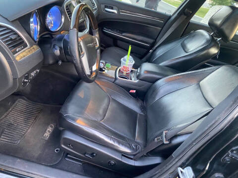 2012 Chrysler 300 Limited
