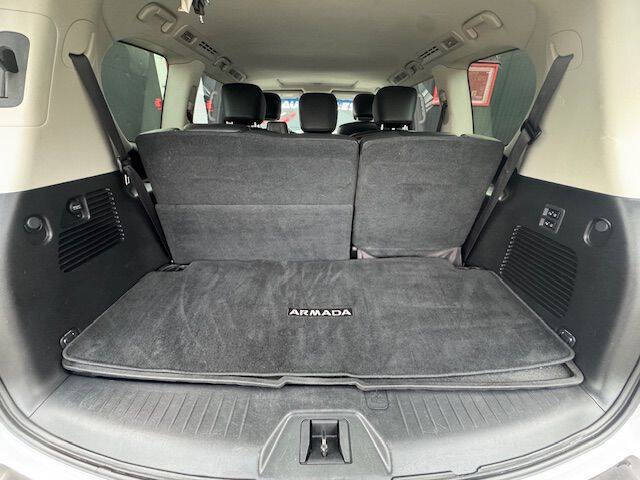 2017 Nissan Armada SL