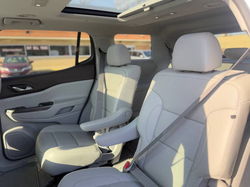 2021 GMC Acadia SLT