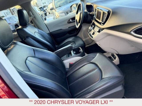 2020 Chrysler Voyager LXi
