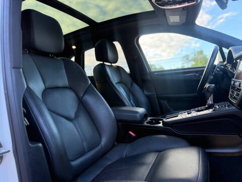 2020 Porsche Macan