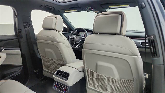 2024 Audi Q8 e-tron quattro Prestige