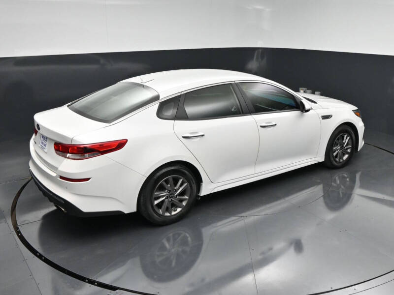 2020 Kia Optima LX