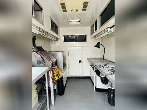 2003 Ford E-Series E-350 SD