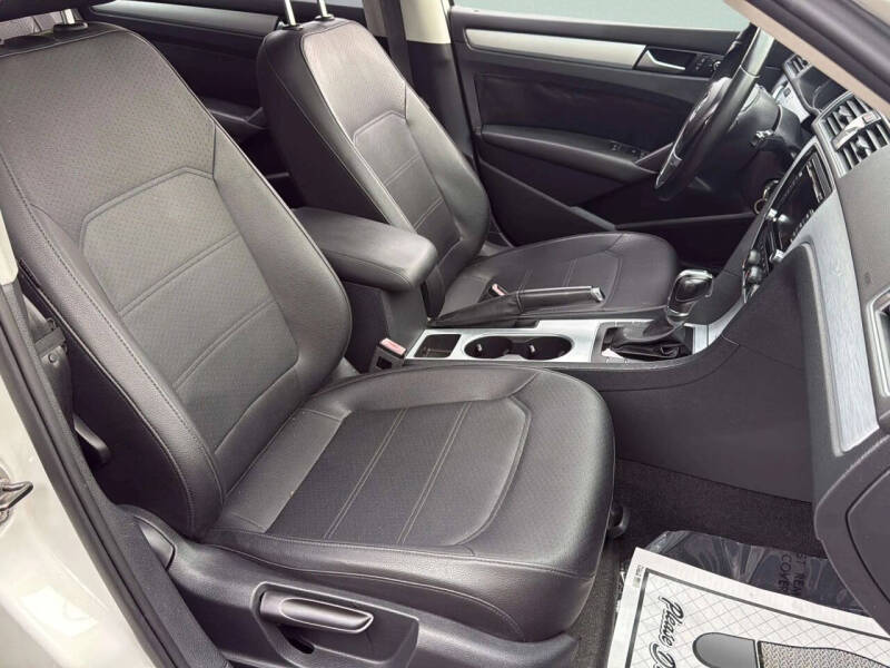 2013 Volkswagen Passat