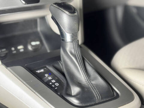 2019 Hyundai Elantra