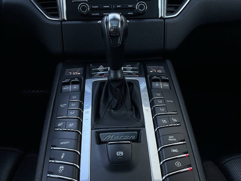 2017 Porsche Macan S