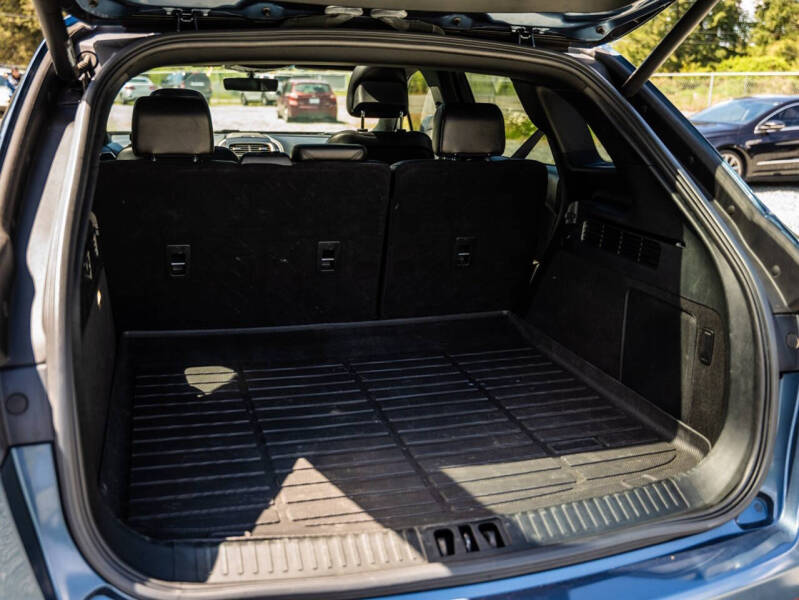 2019 Lincoln Nautilus Select