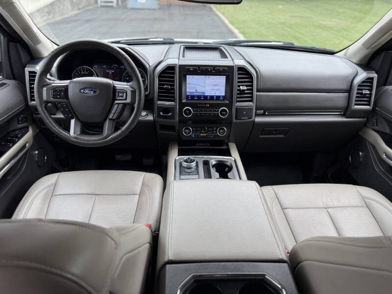 2020 Ford Expedition XLT