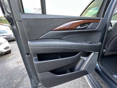 2019 Cadillac Escalade ESV Premium Luxury