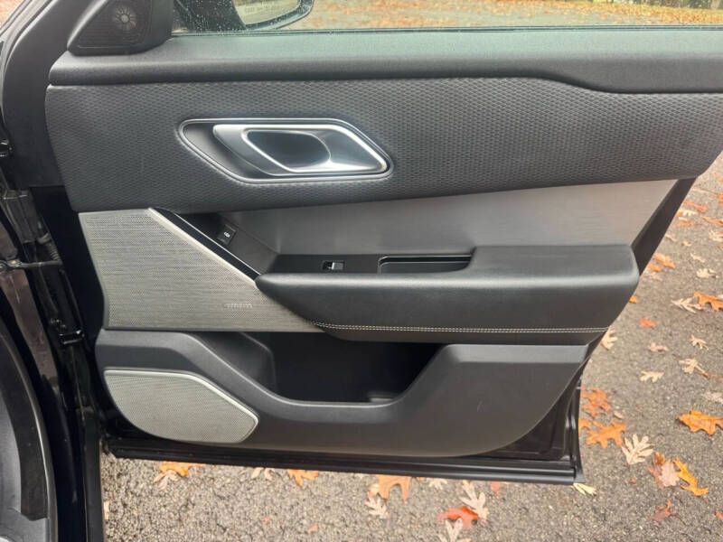 2018 Land Rover Range Rover Velar D180 R-Dynamic SE