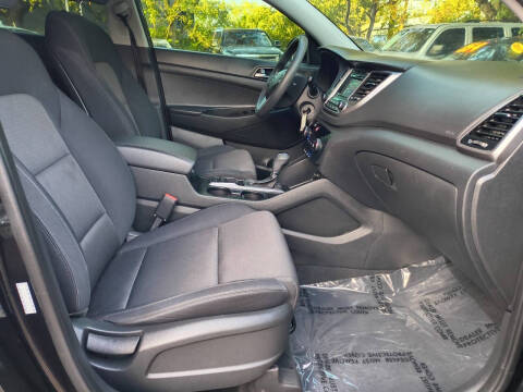 2017 Hyundai Tucson SE