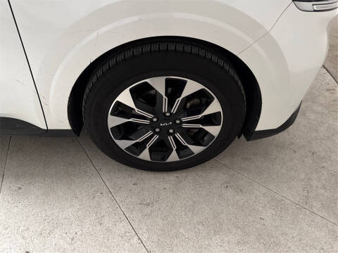 2022 Kia Carnival EX