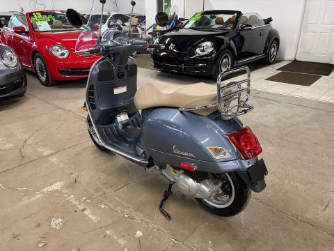 2015 Vespa GTS 300