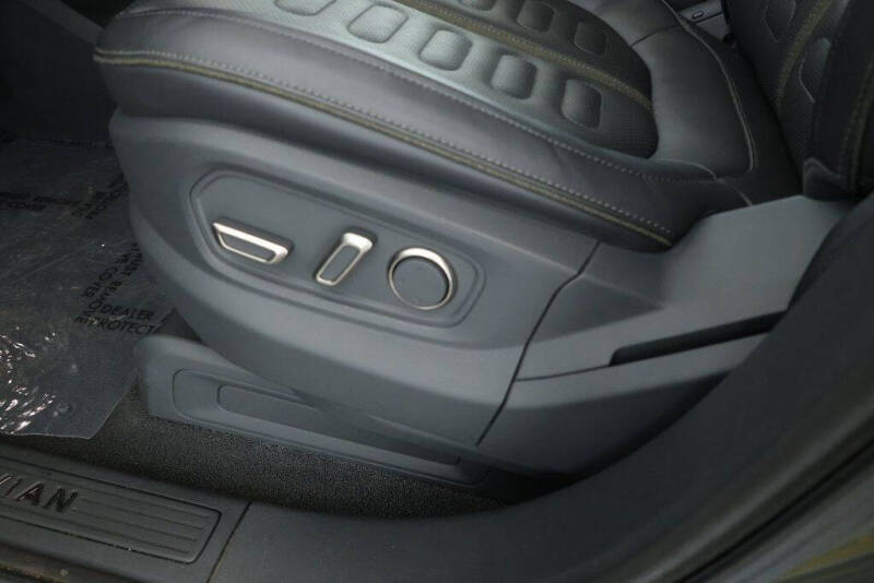 2022 Rivian R1S Launch Edition