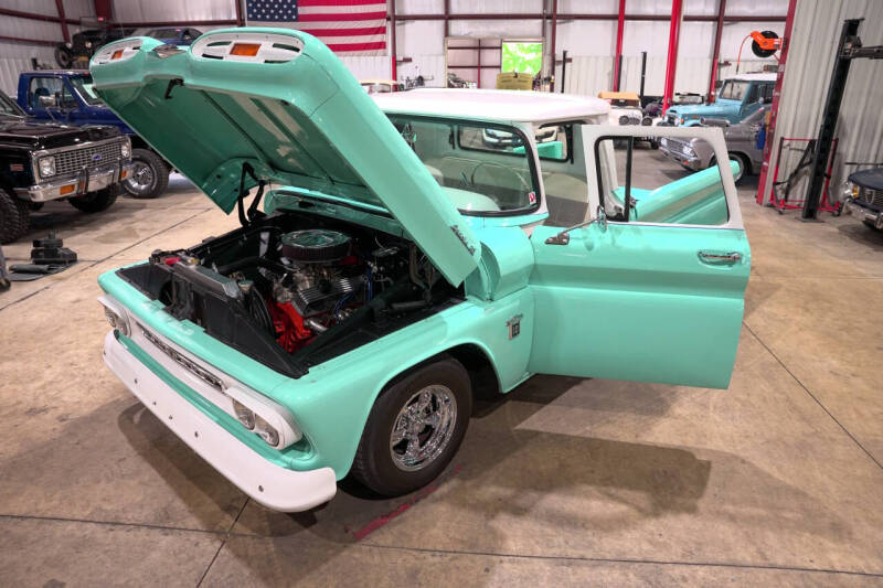 1960 Chevrolet Apache