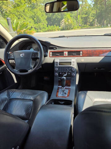2008 Volvo V70 3.2
