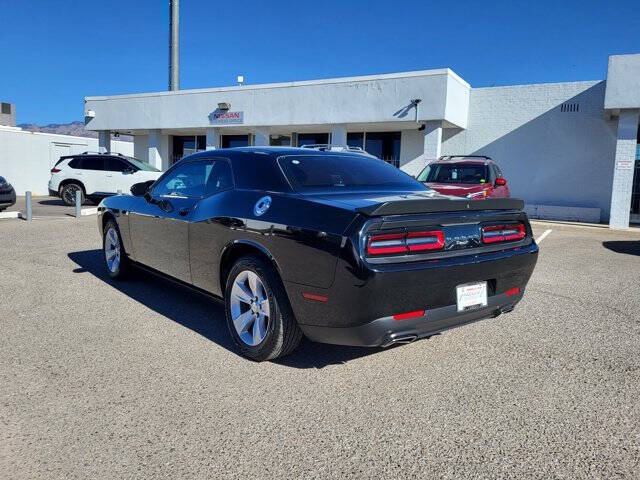 2023 Dodge Challenger SXT