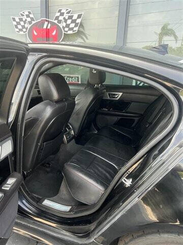 2015 Jaguar XF 3.0 Sport