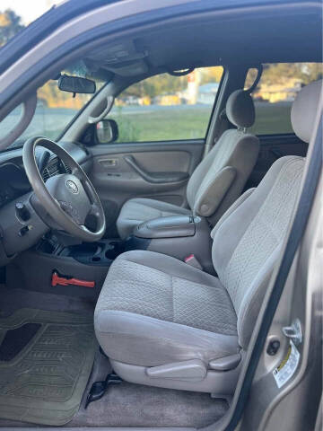 2005 Toyota Sequoia Limited