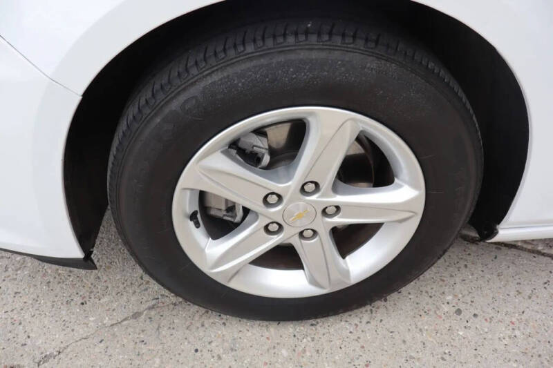 2022 Chevrolet Malibu LS