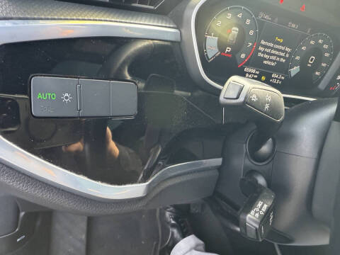 2022 Audi Q3 quattro S line Premium 45 TFSI