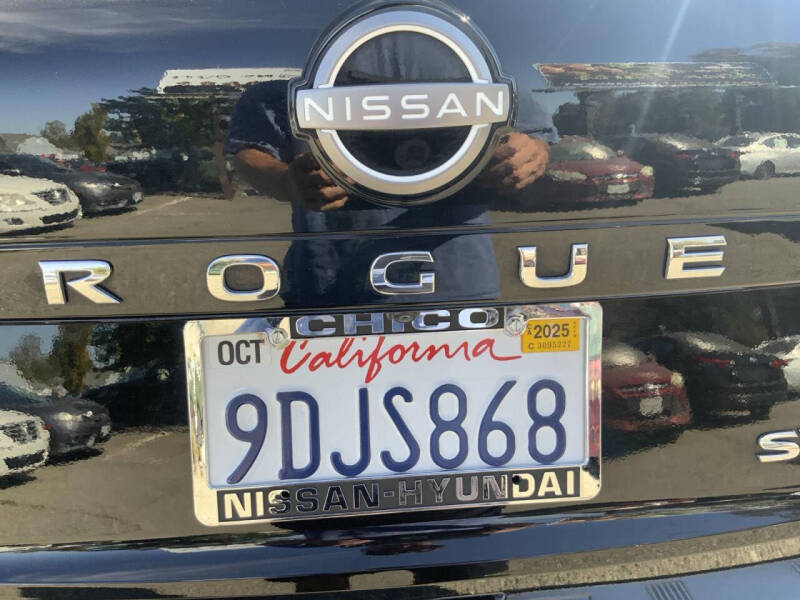 2023 Nissan Rogue SV