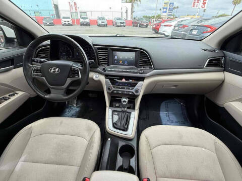 2018 Hyundai Elantra