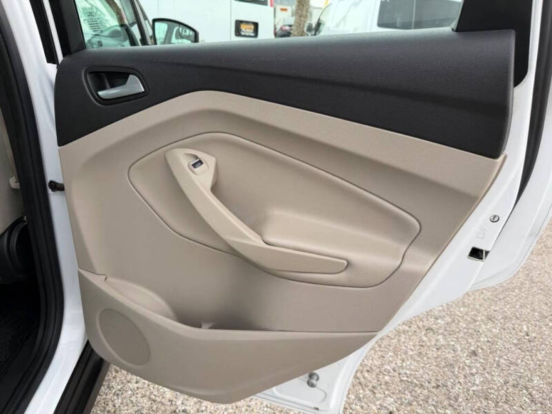 2017 Ford C-MAX Hybrid SE