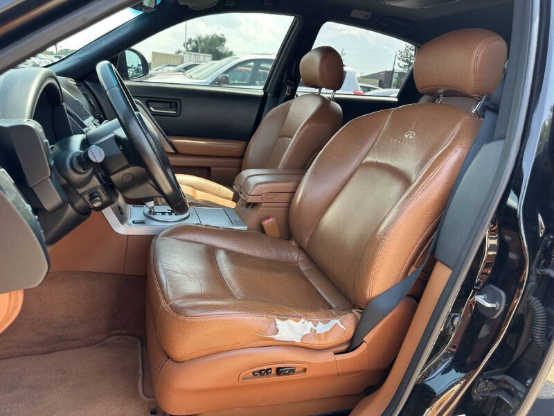 2004 Infiniti FX45