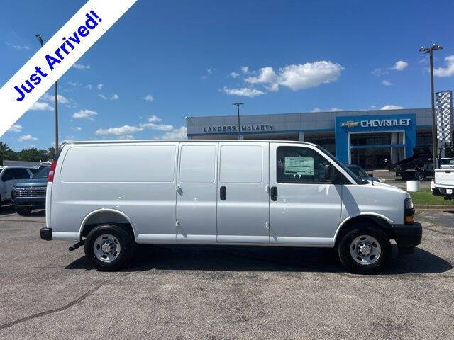 2026 Chevrolet Express 2500