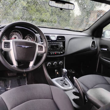 2013 Chrysler 200 Touring