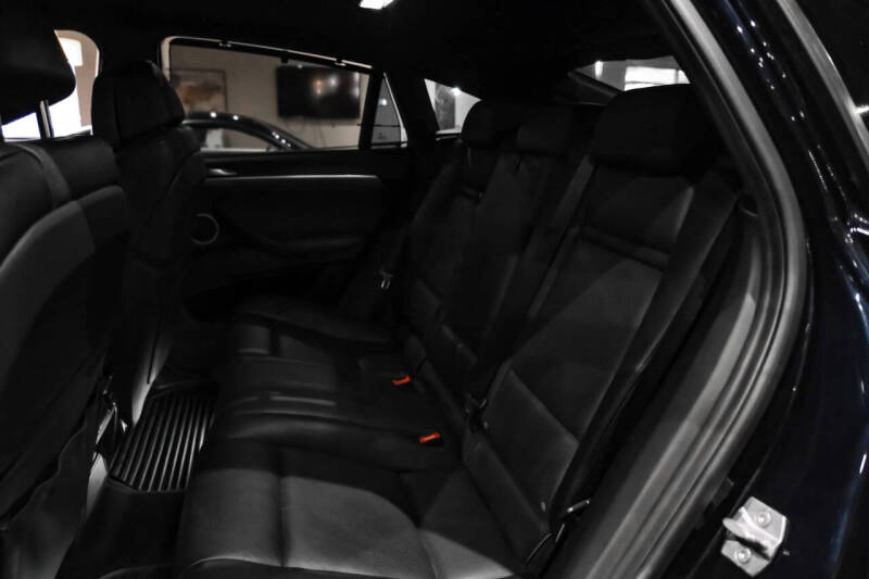 2014 BMW X6 M
