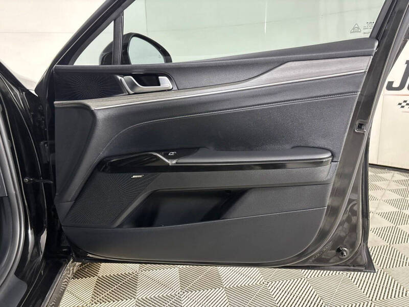 2025 Kia K5 EX