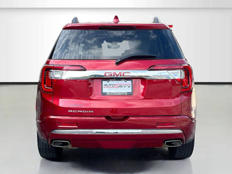 2022 GMC Acadia Denali