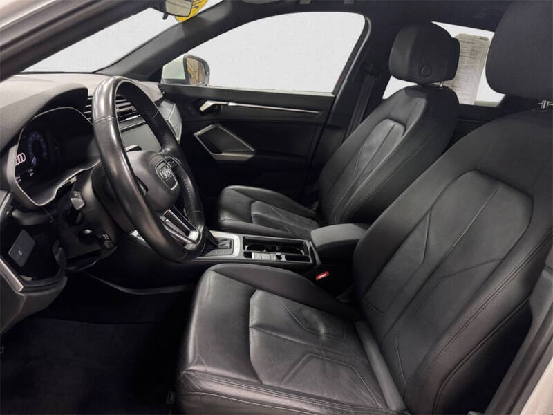 2019 Audi Q3 quattro Premium 45 TFSI