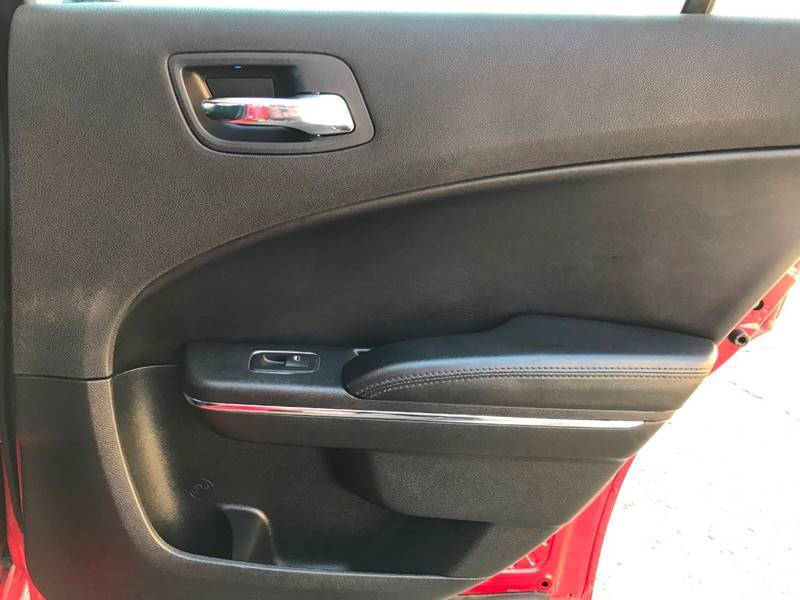 2012 Dodge Charger SE