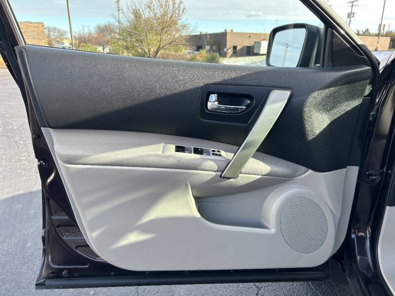 2011 Nissan Rogue SV