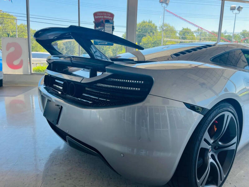 2012 McLaren MP4-12C