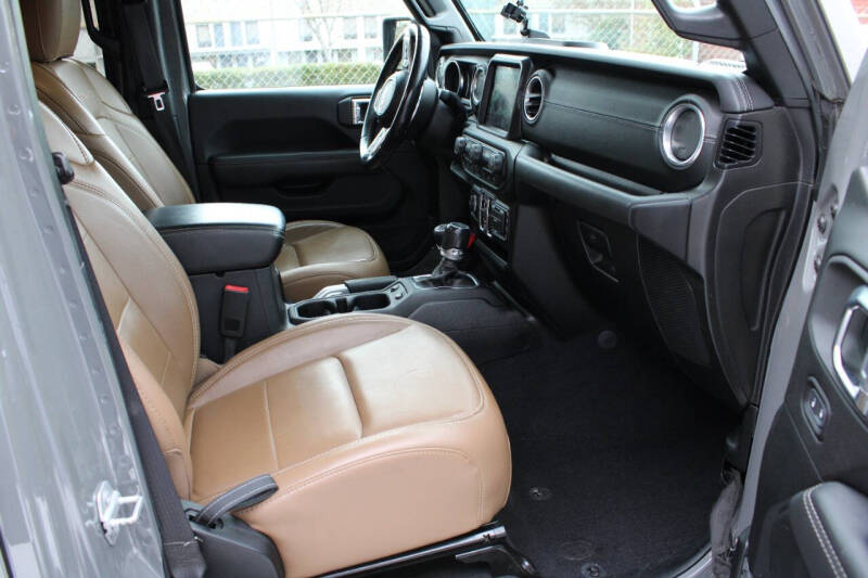 2020 Jeep Gladiator Overland