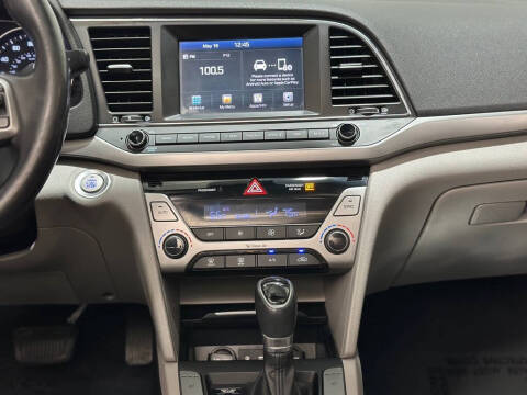 2018 Hyundai Elantra