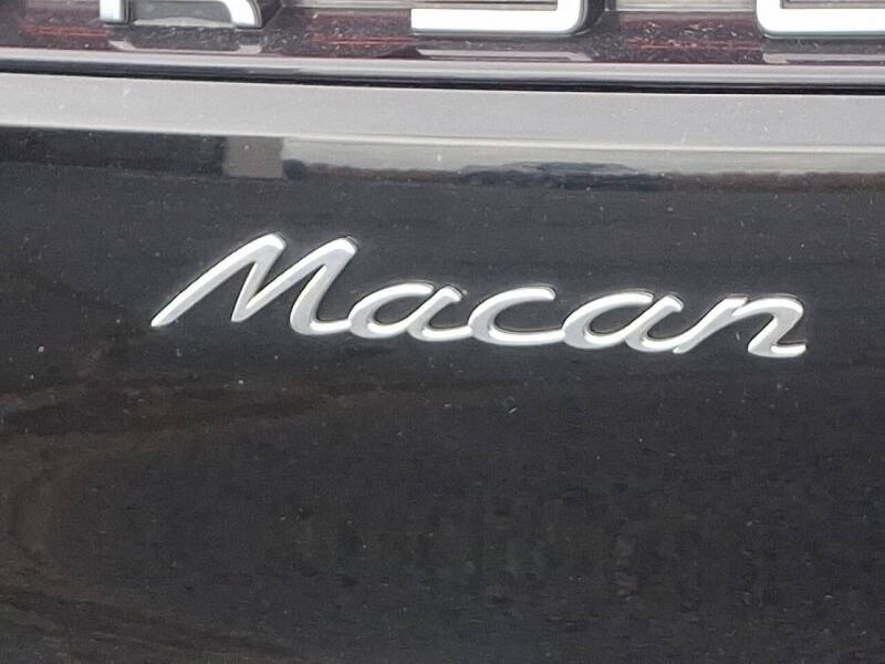 2021 Porsche Macan