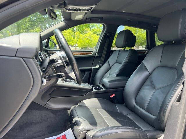PorscheMacan13