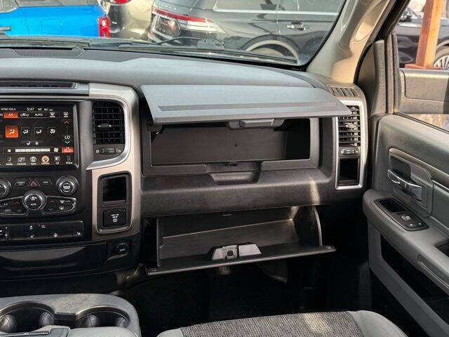 2017 RAM 1500 SLT