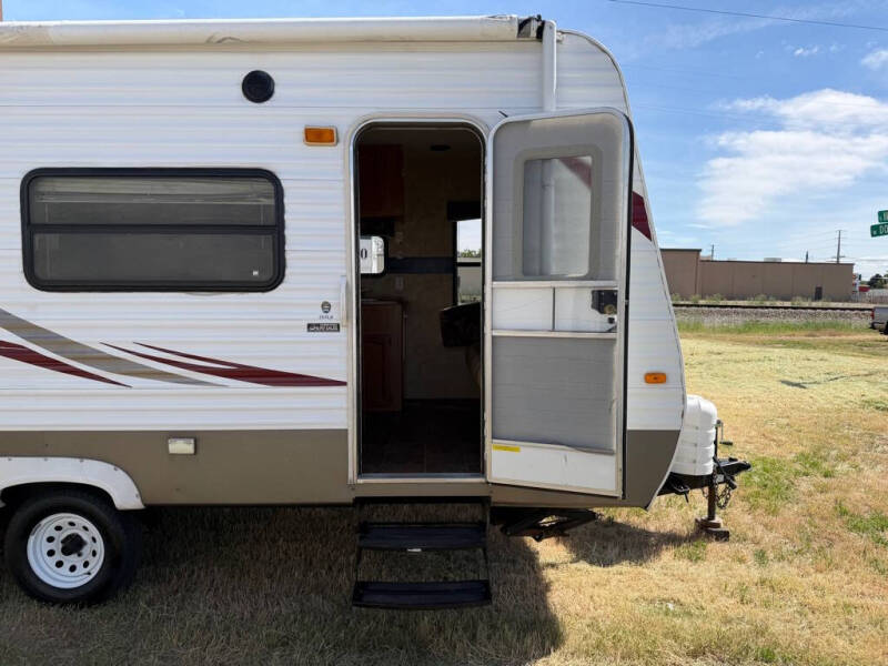 2010 Keystone RV TRAILER