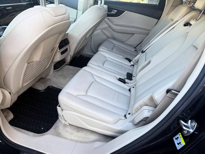 2017 Audi Q7 3.0T quattro Premium Plus